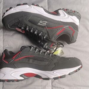 men’s sketchers